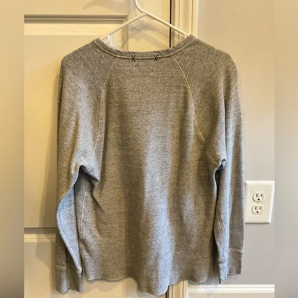 Men's Gray Sweater - Picture 3 of 5